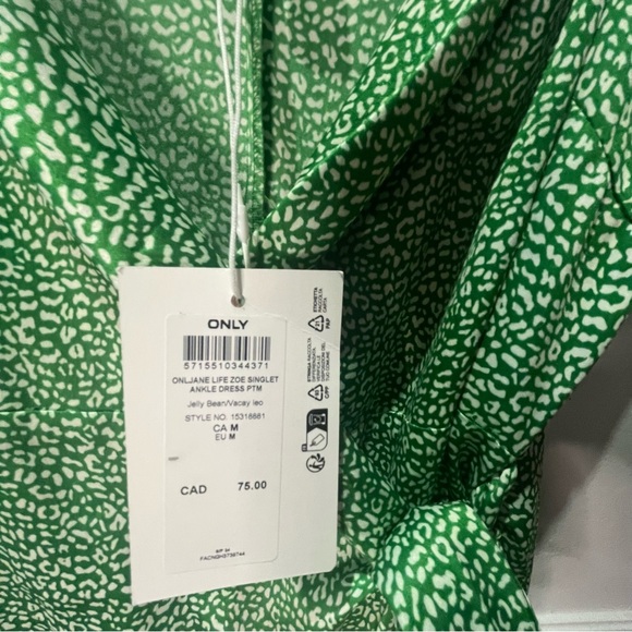 Side knot asymmetrical sleeveless maxi dress - Picture 3 of 8